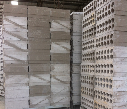 大量直供宜昌石膏砌块、轻质隔墙、石膏砖